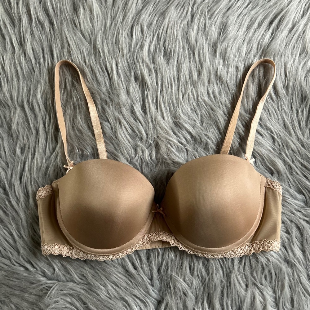b.tempt'd Push Up Bra Womens Size 32C Tan Underwire Padded Back Closure‎